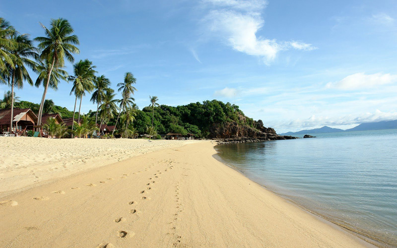 SPIAGGIA DI MAENAM